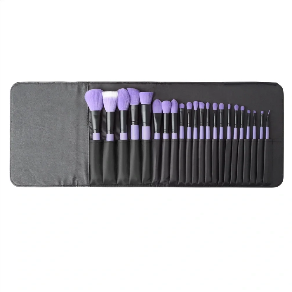 Brush Affair Vanity Collection